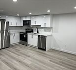 LEGAL 1 BEDROOM + DEN BASEMENT SUITE – $1,025 – PRIVATE ENTRANCE – LEGACY