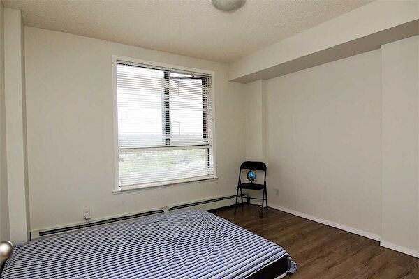 Calgary 2 bedrooms Condo Unit for rent. Property photo: 561044-2