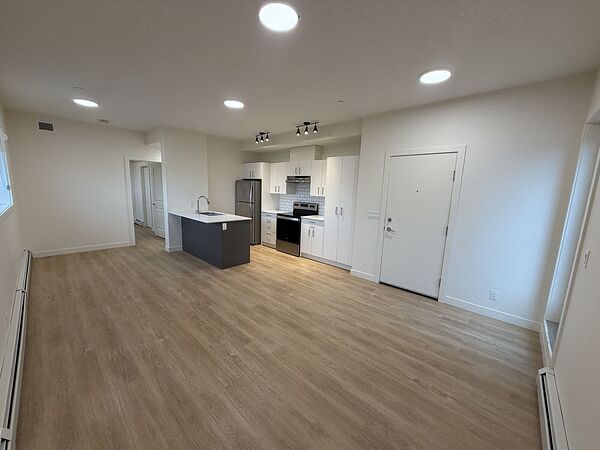 Calgary 1 bedrooms Apartment for rent. Property photo: 561049-3