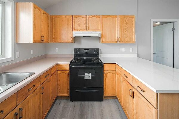 Calgary 6 bedrooms Room For Rent for rent. Property photo: 561341-3