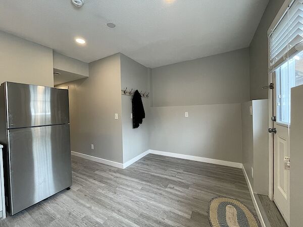 Calgary 2 bedrooms Basement for rent. Property photo: 561563-3