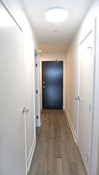 Calgary 1 bedroom Condo Unit for rent. Property photo: 562274-2