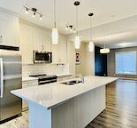 Clean and Modern Townhouse in Livingston Area for Rent