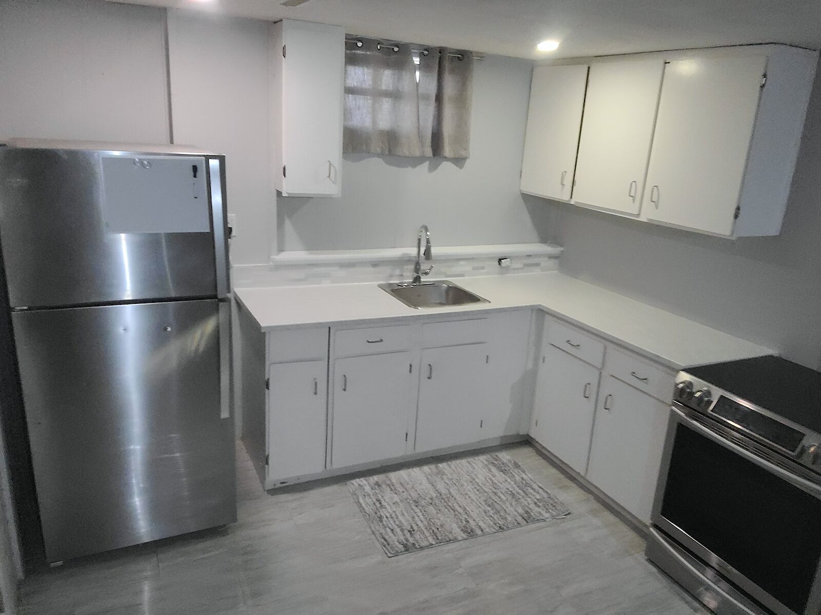 Calgary 1 bedroom Basement for rent. Property photo: 562410-1