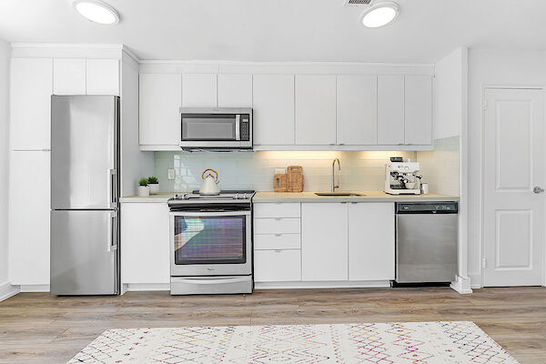 East York 1 bedroom Apartment for rent. Property photo: 562481-2