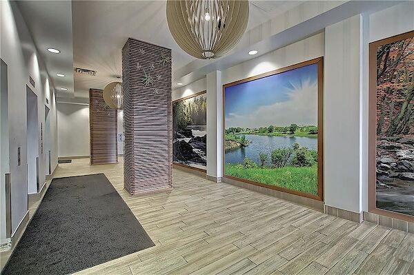 Calgary 1 + Den bedrooms Condo Unit for rent. Property photo: 563024-2