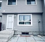 Freshly Renovated 4-Bed Townhouse in Temple NE – New Flooring & Paint – $1,800