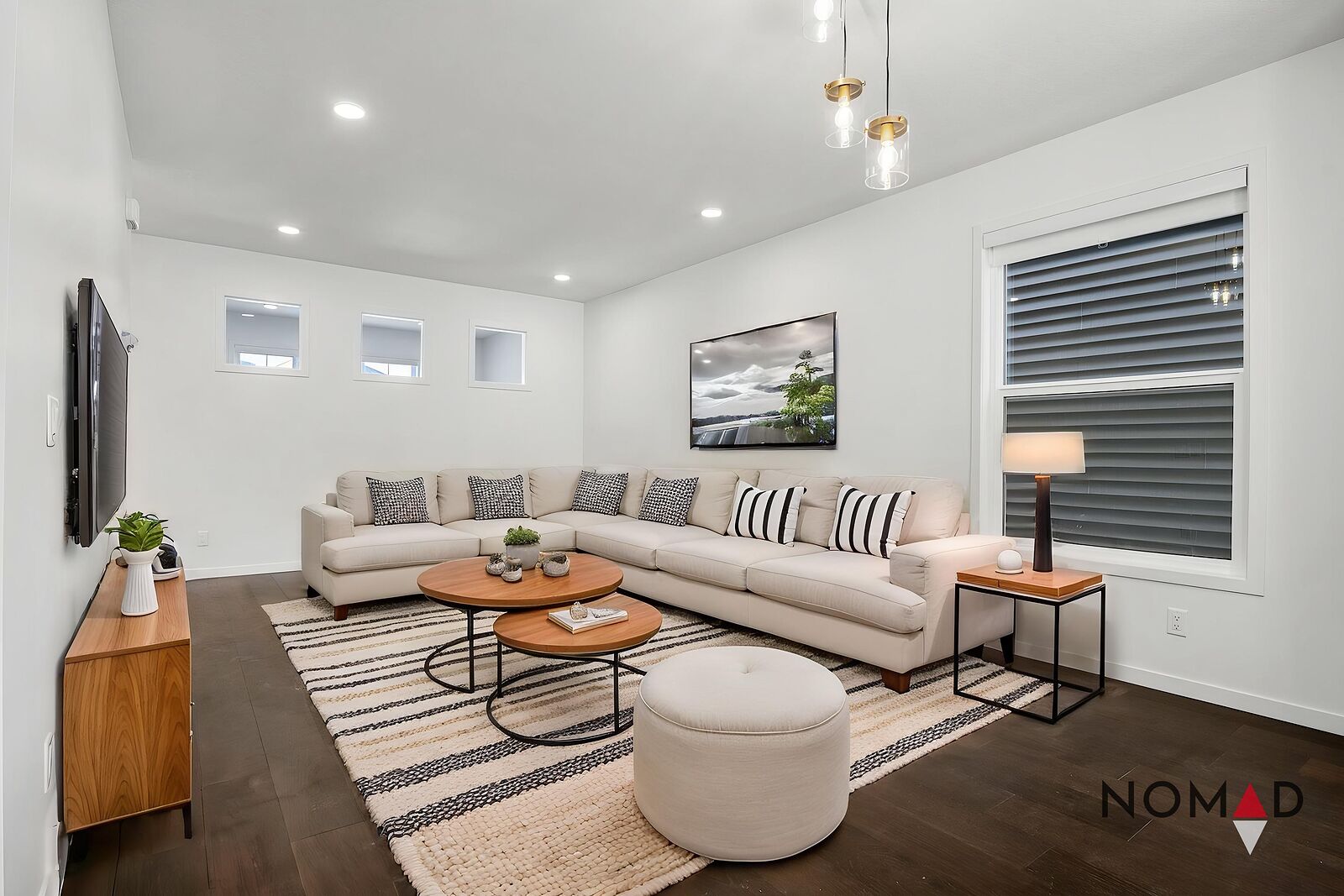 Calgary 3 + Den bedrooms House for rent. Property photo: 563629-1