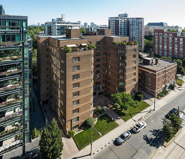 Toronto 2 bedrooms Apartment for rent. Property photo: 563740-2
