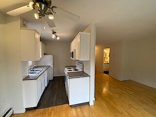 Calgary 1 bedroom Apartment for rent. Property photo: 563927-2