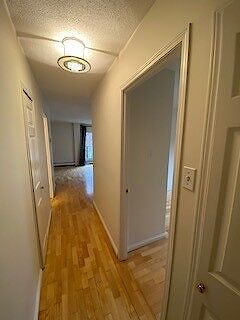 Calgary 1 bedroom Apartment for rent. Property photo: 563927-3