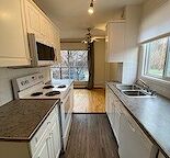 Bright & Open 1-Bed in Sunnyside â Steps to Kensington & Downtown!
