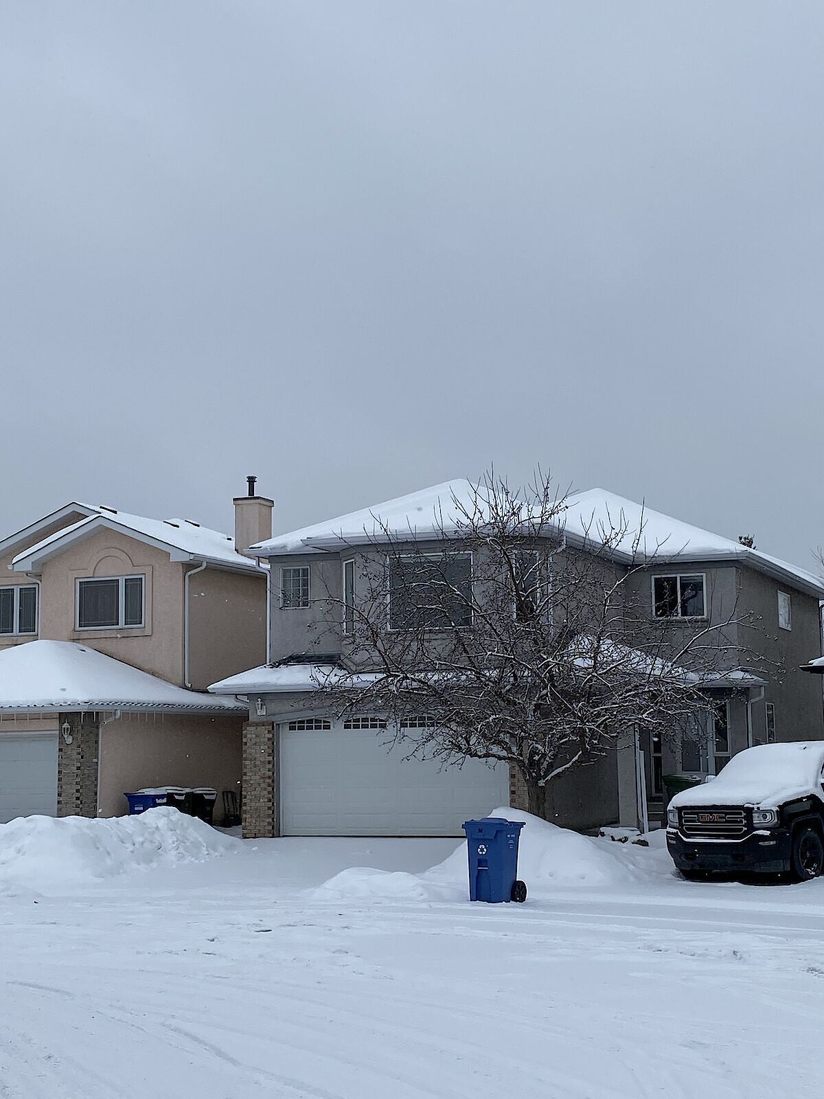 Calgary 4 bedrooms House for rent. Property photo: 564507-1