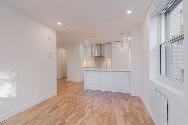 Montr&eacute;al 3 bedrooms Apartment for rent. Property photo: 564754-2