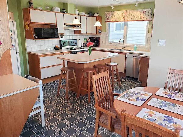 Calgary 5 bedrooms House for rent. Property photo: 565007-3