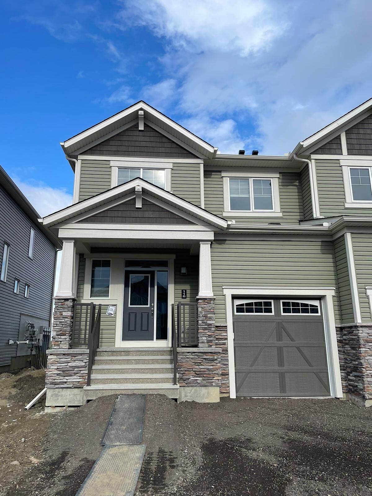 Calgary 3 bedrooms Duplex for rent. Property photo: 565067-1