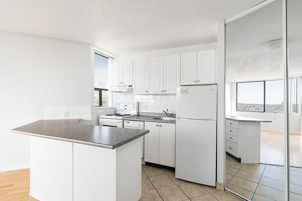 Vancouver 1 bedroom Apartment for rent. Property photo: 565397-2