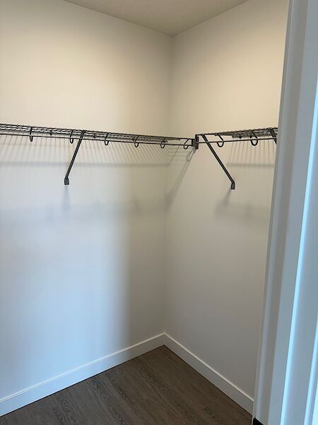 Calgary 1 bedroom Condo Unit for rent. Property photo: 565421-2