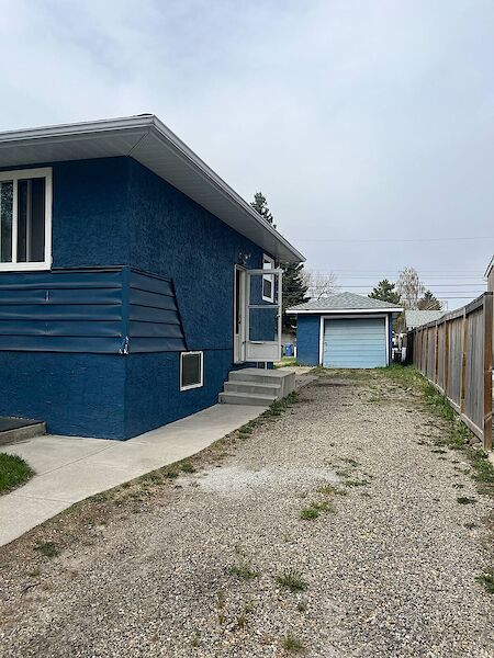 Calgary 2 bedrooms Basement for rent. Property photo: 565633-2