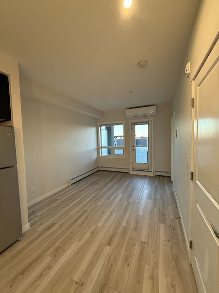 Calgary 2 bedrooms Condo Unit for rent. Property photo: 565725-3
