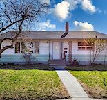 Beautifully renovated home for rent in Fairview