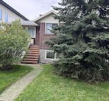 Basement suite in detached house