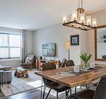 Luxurious townhome in Cranstons Riverstone with Air Conditioning!