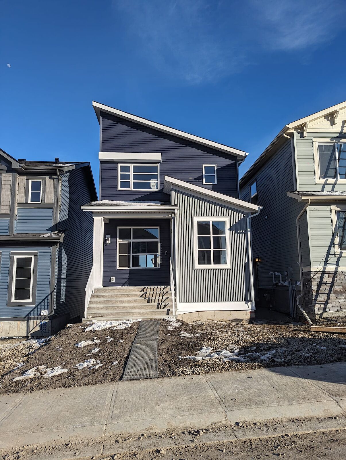 Calgary 3 bedrooms House for rent. Property photo: 565996-1