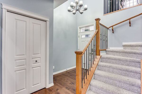 Calgary 4 bedrooms House for rent. Property photo: 566169-3