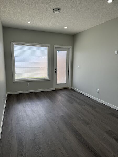 Calgary 2 bedrooms Basement for rent. Property photo: 566193-2