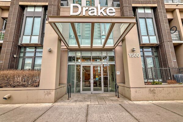Calgary studio Condo Unit for rent. Property photo: 566358-3