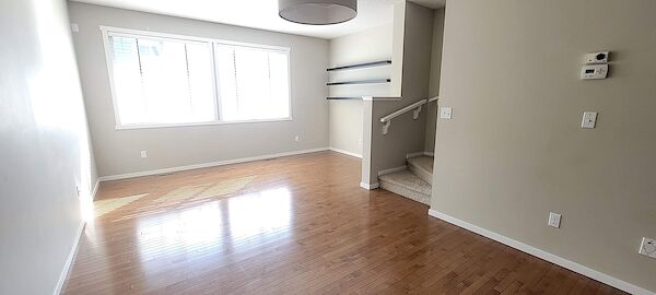 Calgary 2 + Den bedrooms Townhouse for rent. Property photo: 566361-3