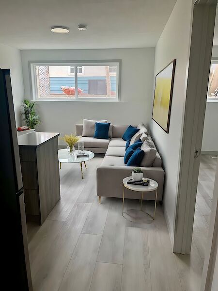 Calgary 1 bedroom Condo Unit for rent. Property photo: 566744-2