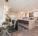 Nice Custom built home just minutes to Downtown