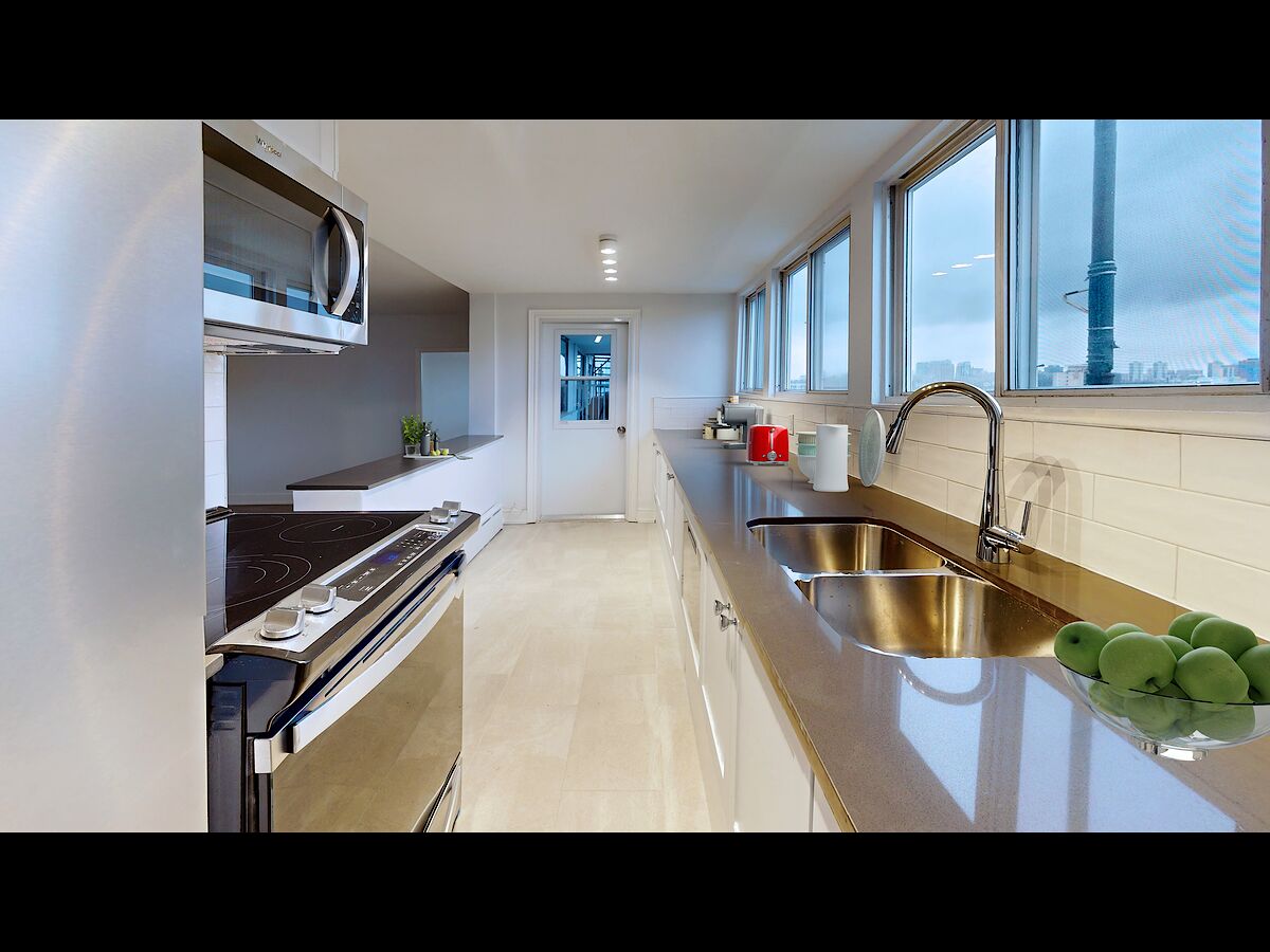 Toronto bachelor bedrooms Apartment for rent. Property photo: 567465-1