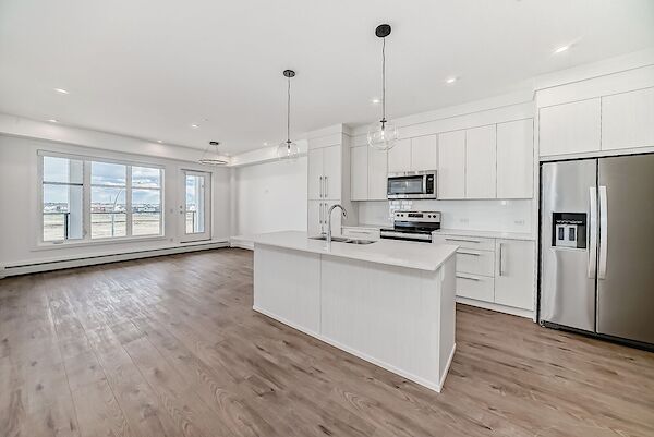 Calgary 2 bedrooms Condo Unit for rent. Property photo: 567506-2