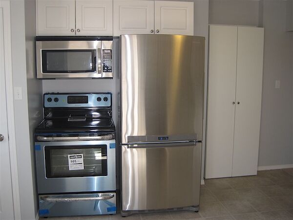 Calgary 3 bedrooms Main Floor for rent. Property photo: 568008-2