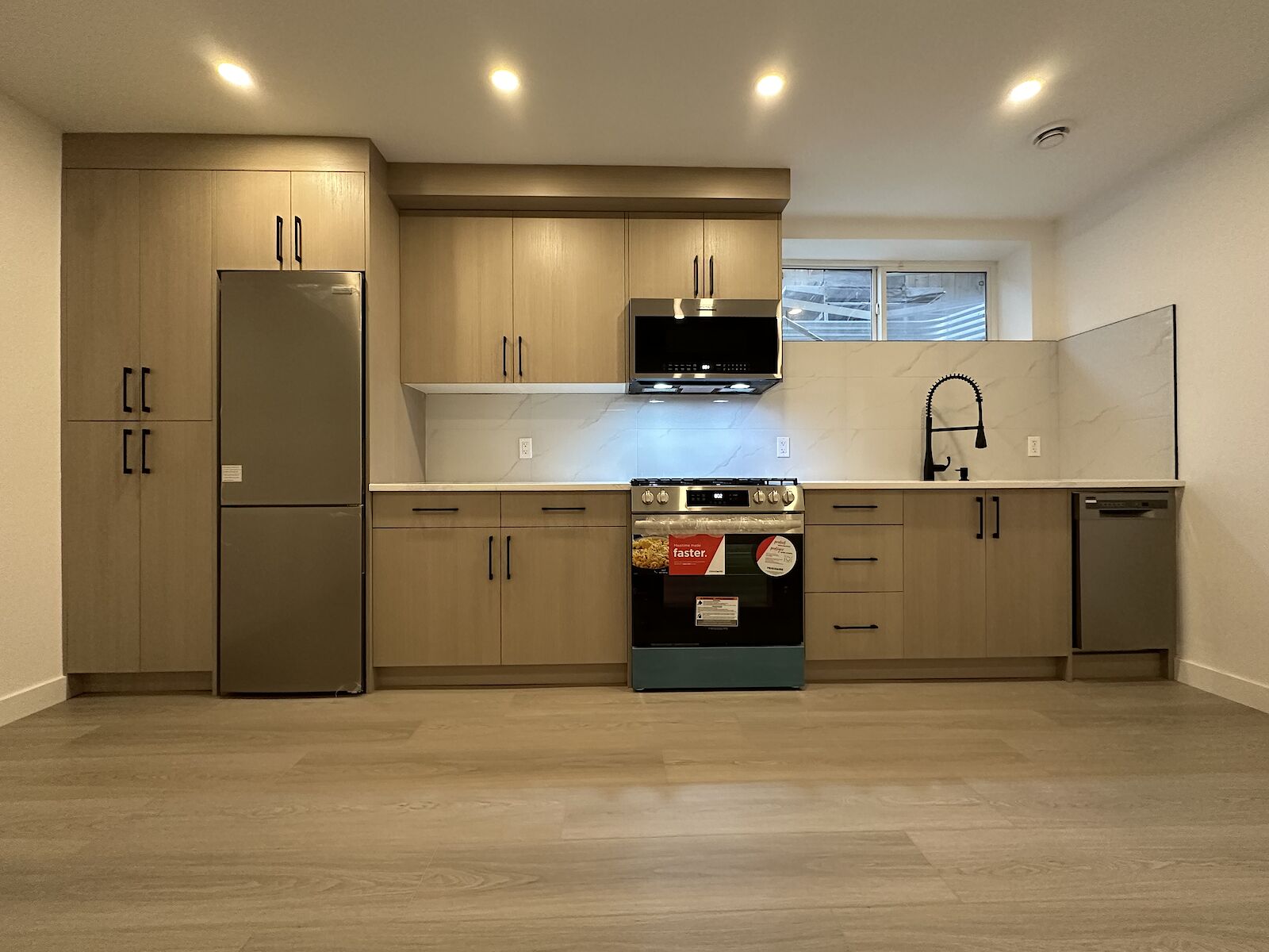 Calgary 1 bedroom Basement for rent. Property photo: 568023-1