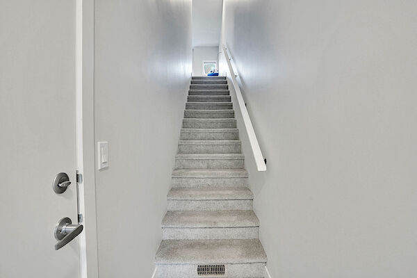 Calgary 2 bedrooms Townhouse for rent. Property photo: 568116-3