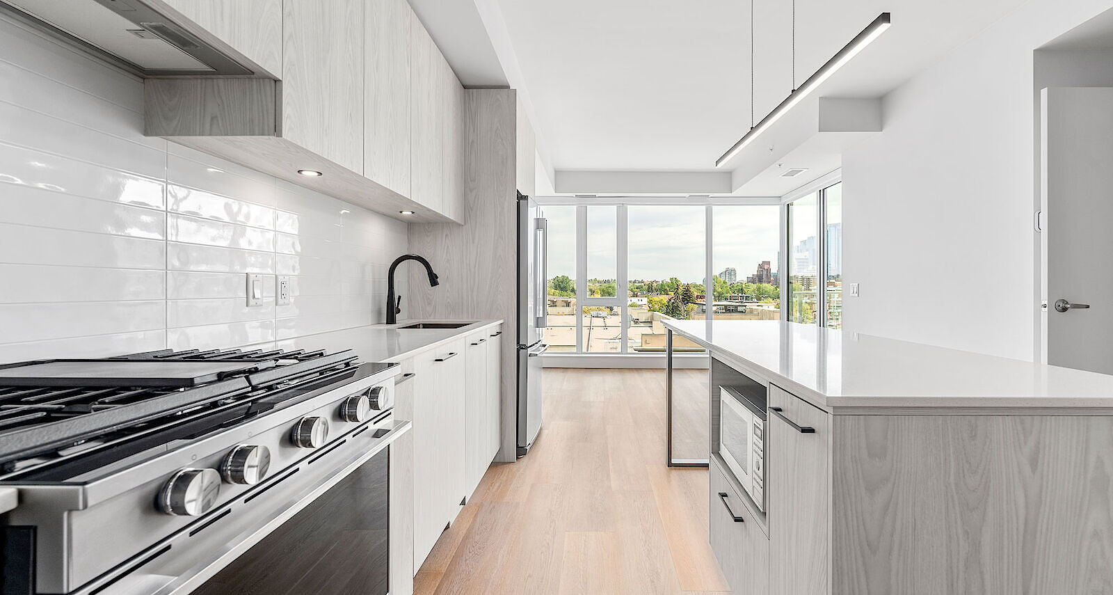 Calgary 1 bedrooms Apartment for rent. Property photo: 568144-1