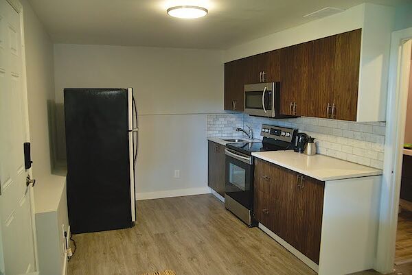 Calgary 1 bedroom Basement for rent. Property photo: 568192-3