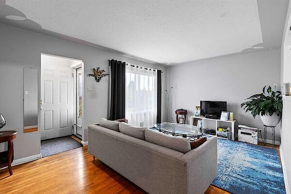 Calgary 2 bedrooms Main Floor for rent. Property photo: 568401-3