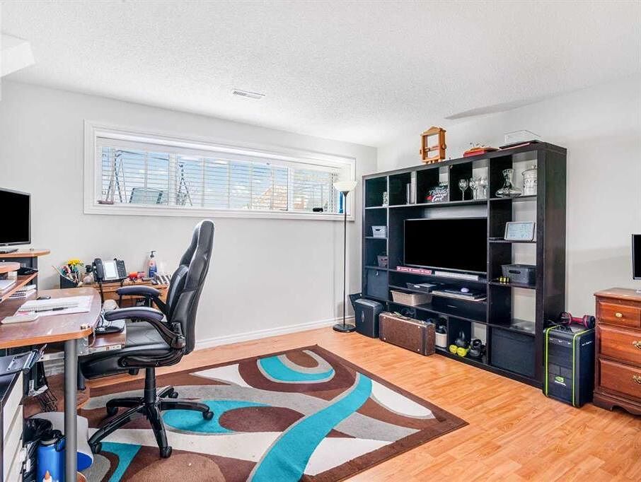 Calgary 1 bedroom Basement for rent. Property photo: 568508-1