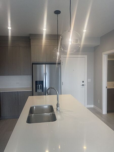 Calgary 2 bedrooms Condo Unit for rent. Property photo: 568614-3