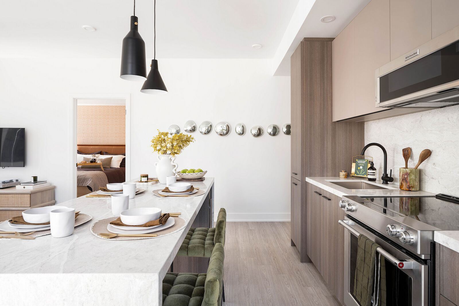Toronto 2 bedrooms Apartment for rent. Property photo: 568787-1