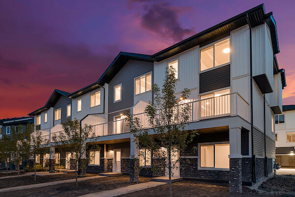 Chestermere 4 bedrooms Townhouse for rent. Property photo: 568812-3
