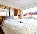 Walkout Basement Suite 1 bed 1 bath  Calgary NW, All Utilities Included