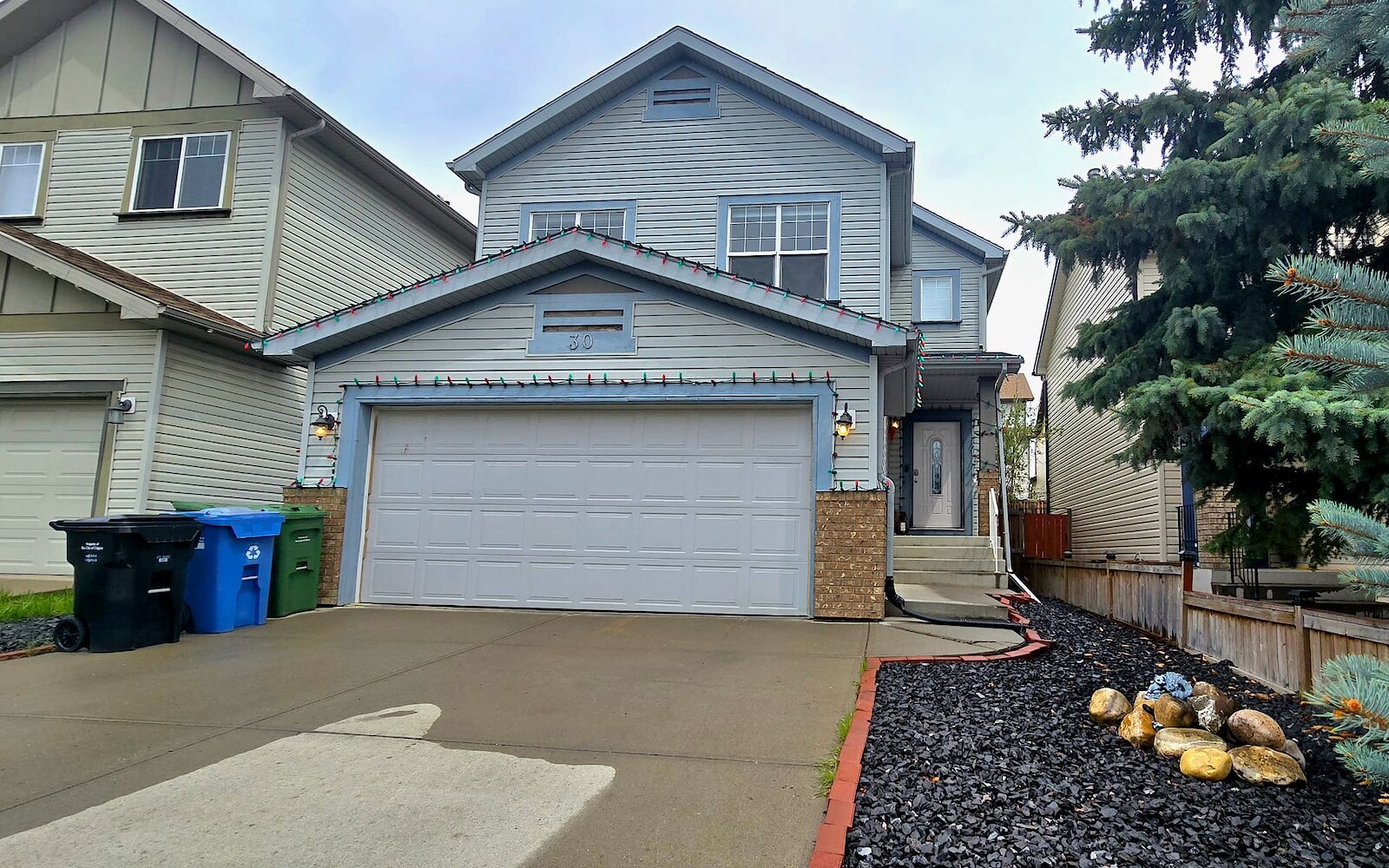 Calgary 3 bedrooms House for rent. Property photo: 569506-1