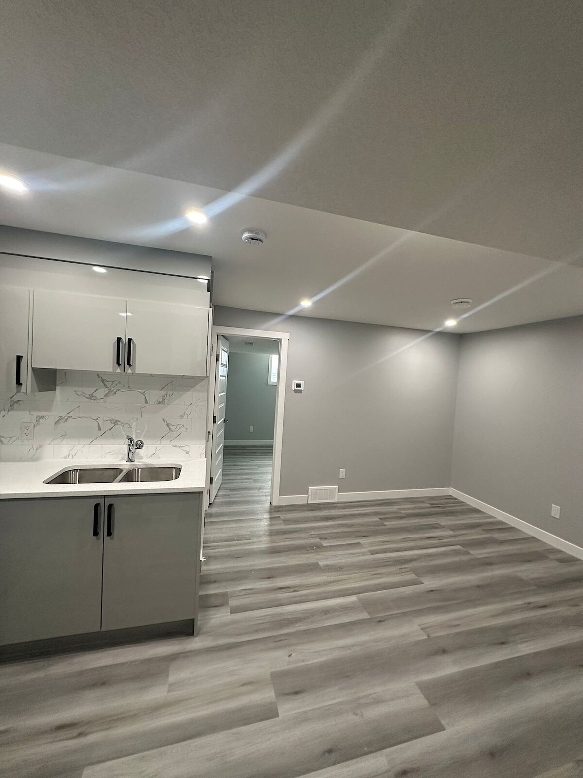 Calgary 2 bedrooms Basement for rent. Property photo: 569545-1