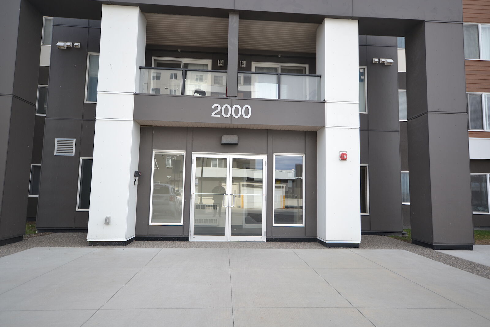 Calgary 2 bedrooms Condo Unit for rent. Property photo: 569566-1